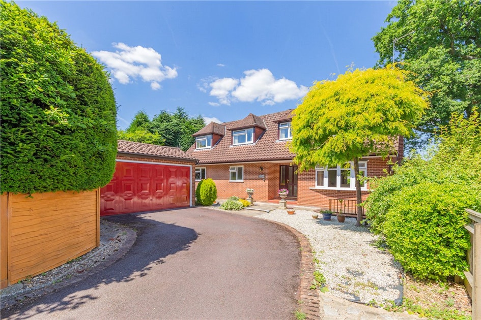 Shootersway Lane, Berkhamsted, Hertfordshire, HP4 3NW Ashtons