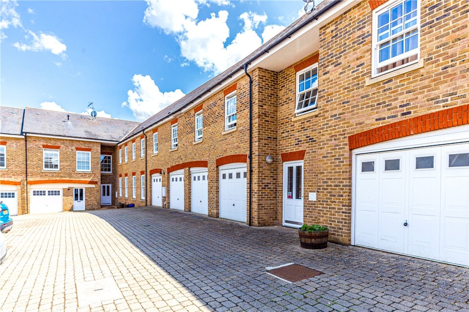 Manor Street, Berkhamsted, Hertfordshire, HP4 2FF Ashtons