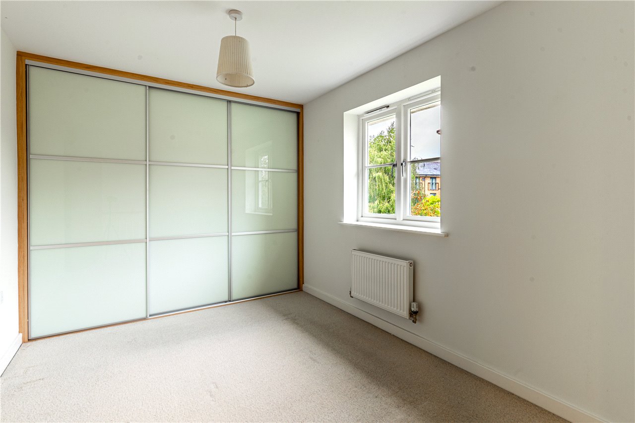 Birtchnell Close, Berkhamsted, Hertfordshire, HP4 1FE Ashtons