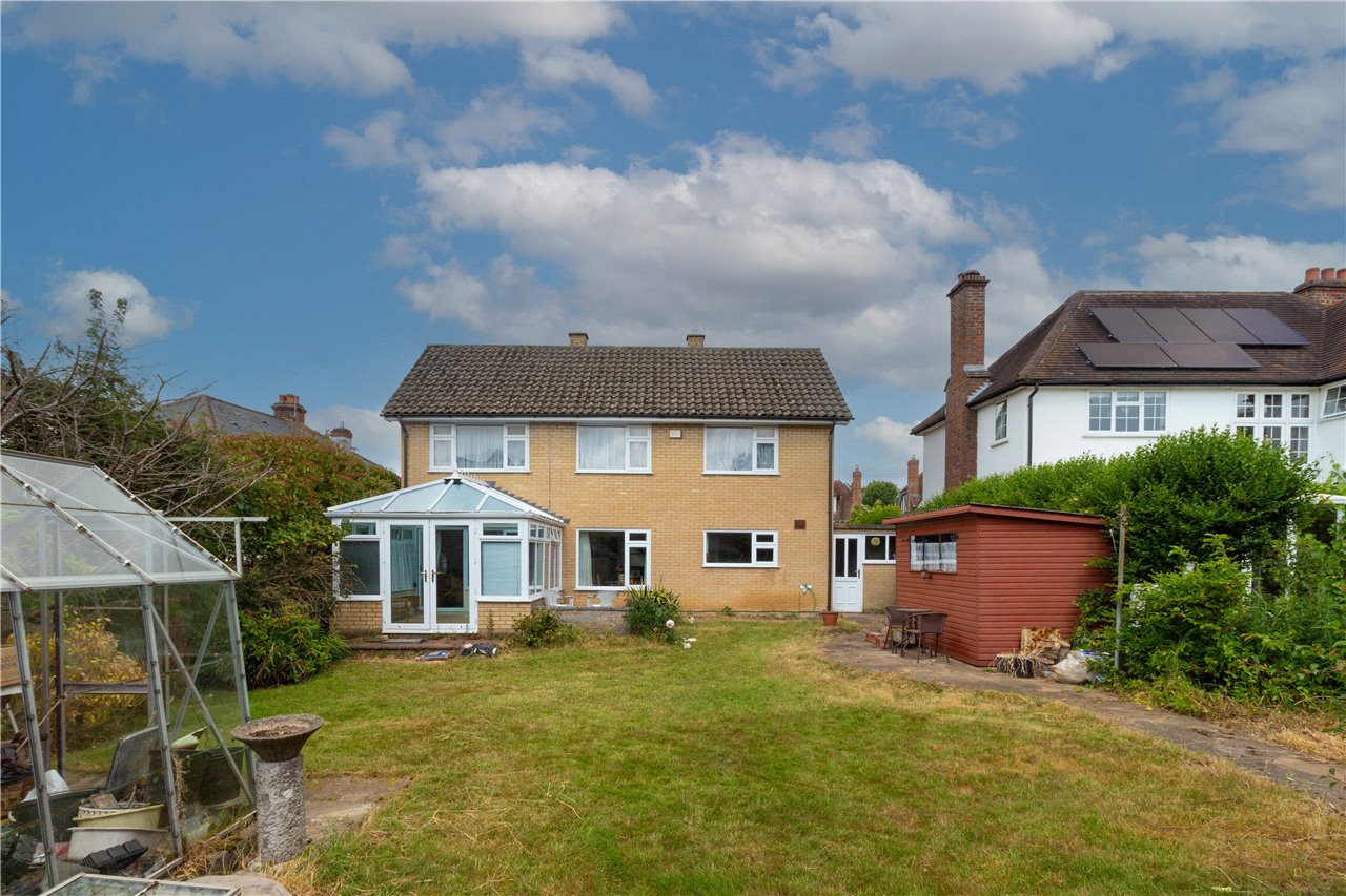 Crabtree Lane, Harpenden, Hertfordshire, AL5 5NS Ashtons
