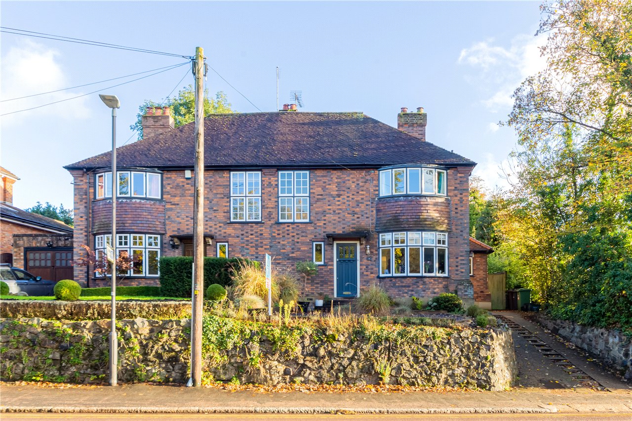 Sun Lane, Harpenden, Hertfordshire, AL5 4ET Ashtons