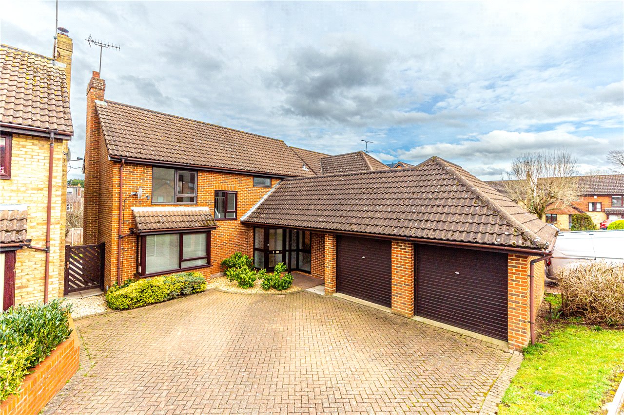 Ridgewood Gardens, Harpenden, Hertfordshire, AL5 3NN Ashtons