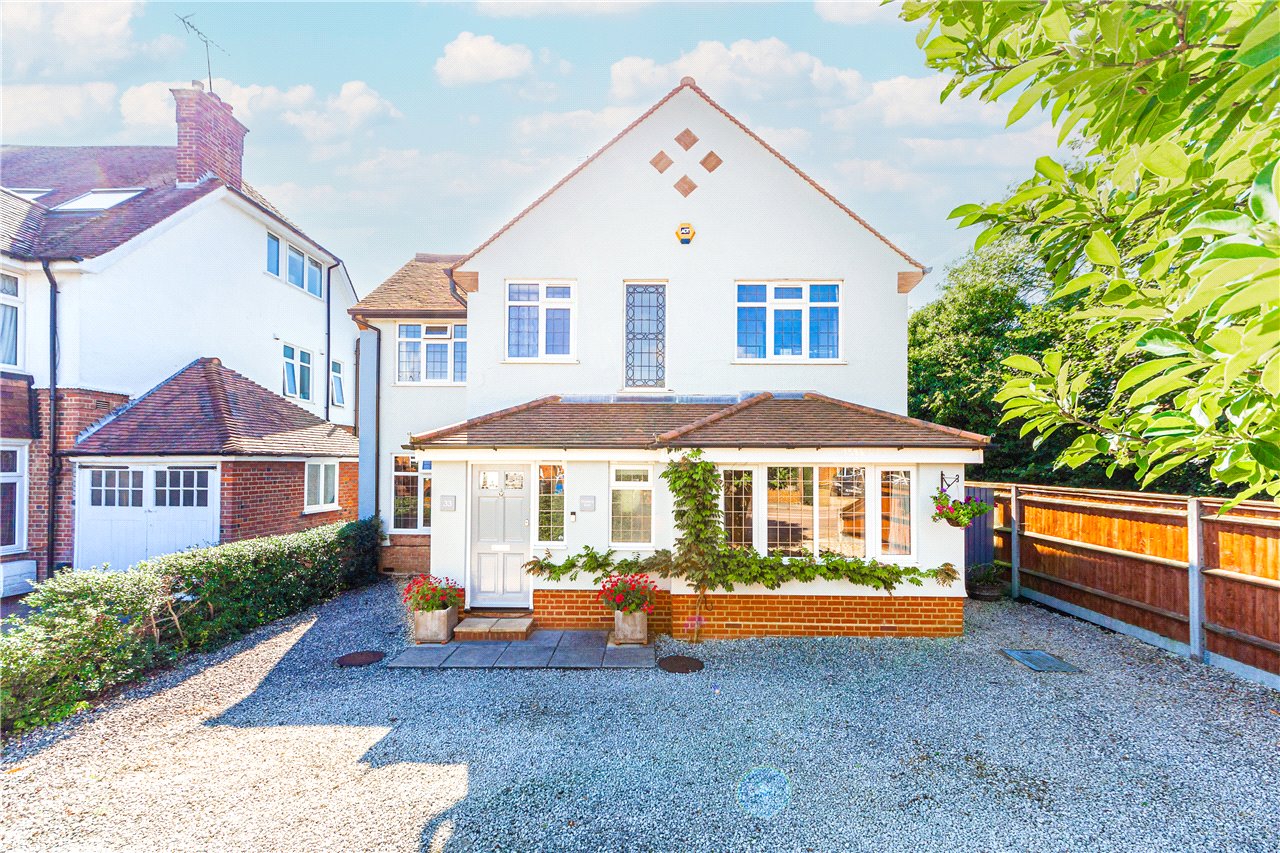 Station Road, Harpenden, Hertfordshire, AL5 4XD Ashtons