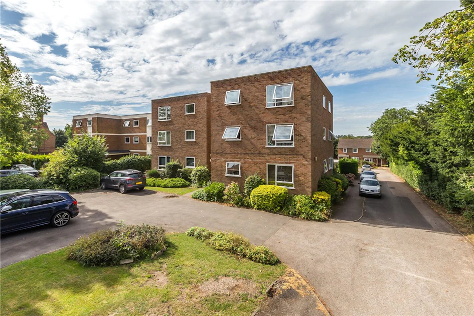 Furzedown Court, Milton Road, Harpenden, Hertfordshire, AL5 5PD Ashtons
