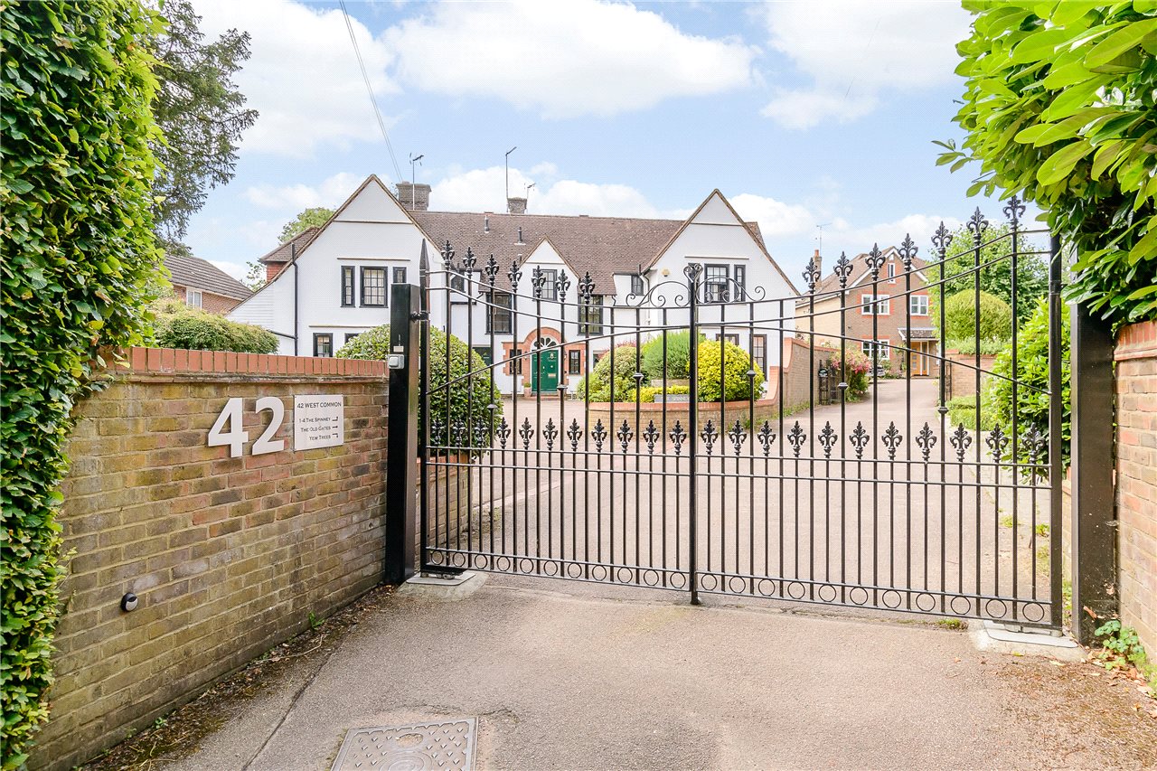 The Spinney, 42 West Common, Harpenden, Hertfordshire, AL5 2JW Ashtons