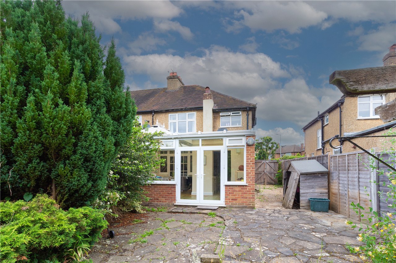 Piggottshill Lane, Harpenden, Hertfordshire, AL5 1LP Ashtons