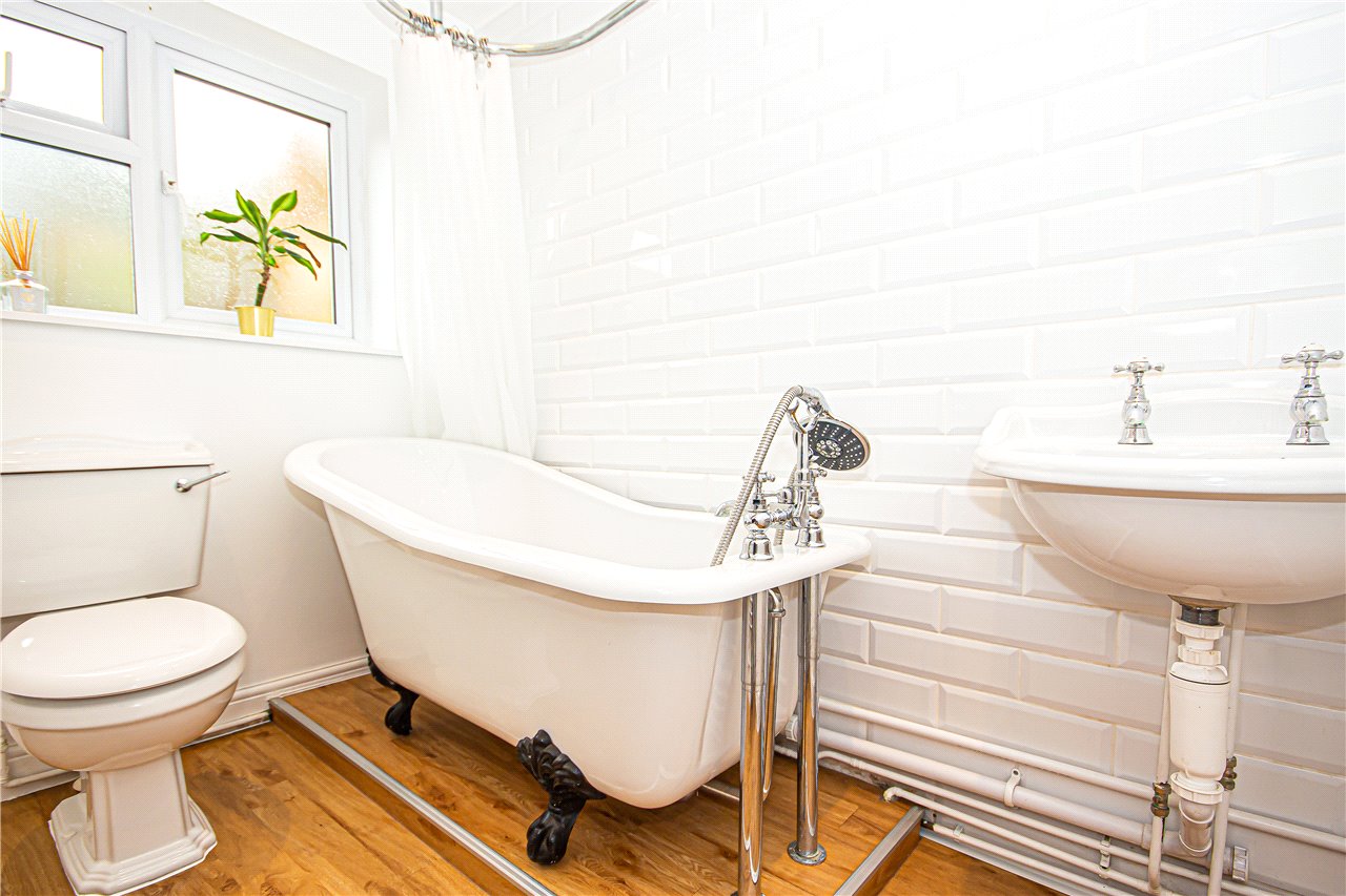 Folly Fields, Wheathampstead, St. Albans, AL4 8HL Ashtons