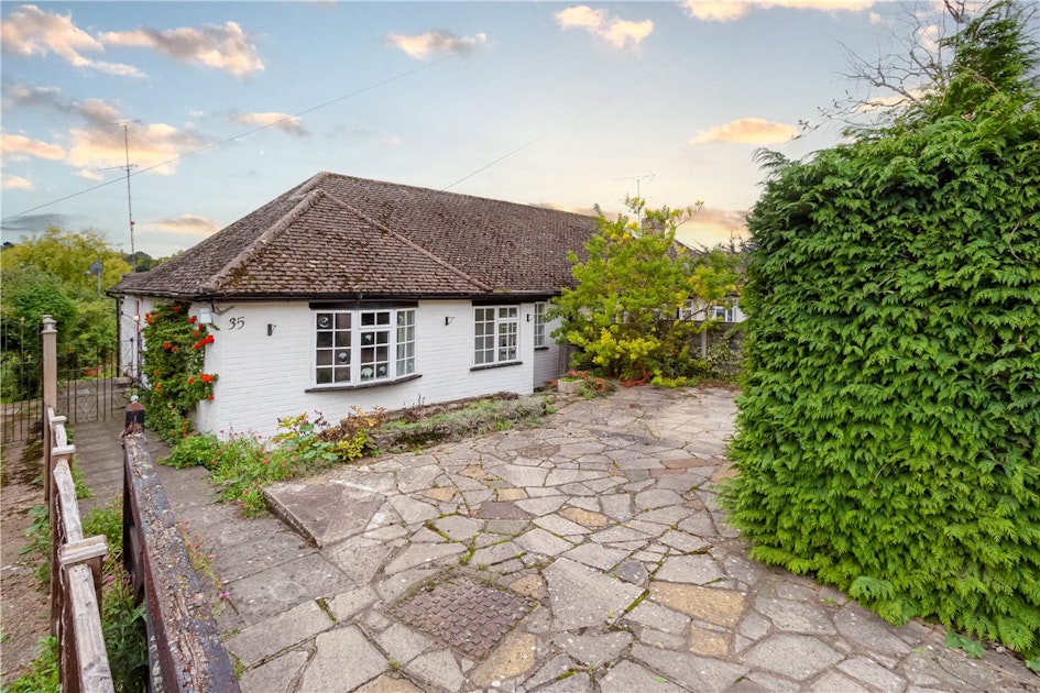 Manor Road, Wheathampstead, St. Albans, Hertfordshire, AL4 8JG Ashtons