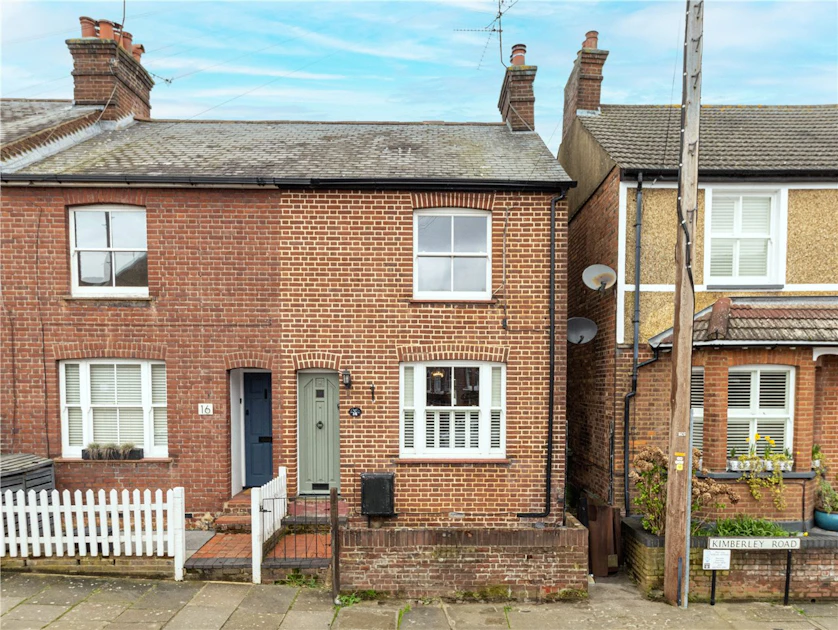 Kimberley Road, St. Albans, Hertfordshire, AL3 5PX Ashtons