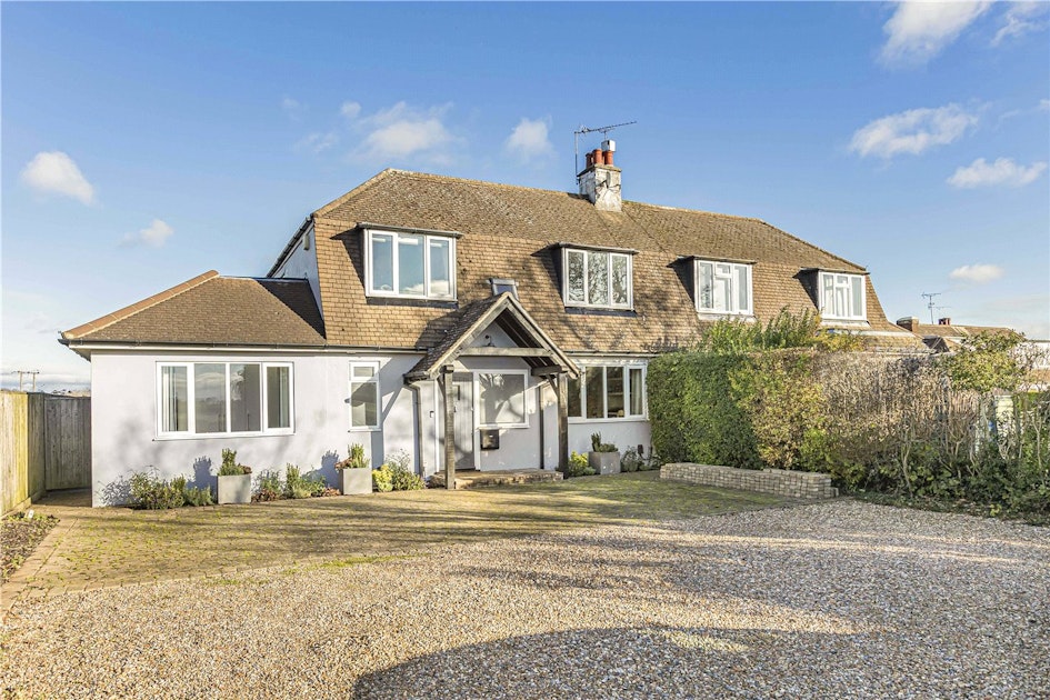 Colney Heath Lane, St. Albans, Hertfordshire, AL4 0TN Ashtons