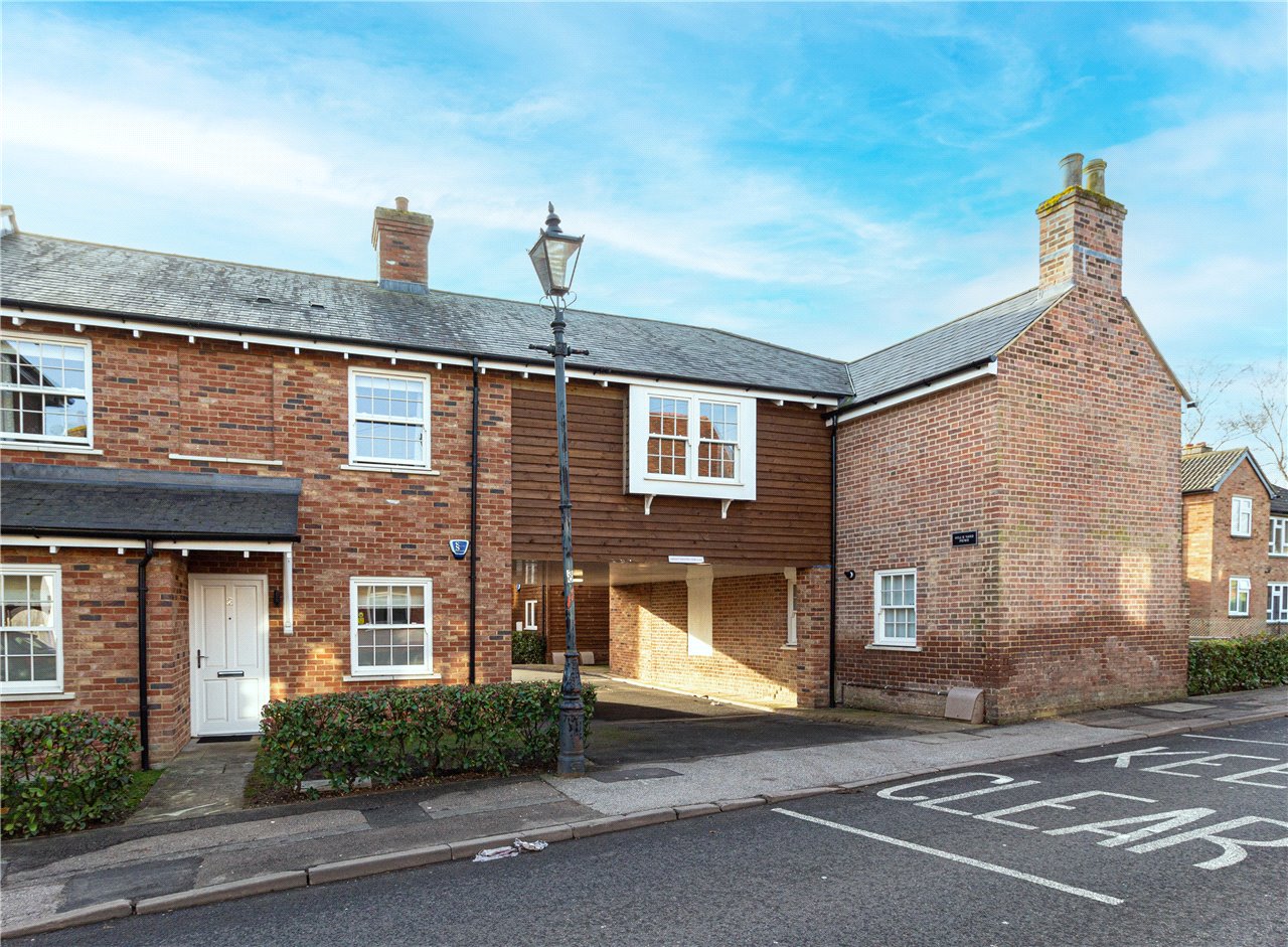 Fish Street, Redbourn, St. Albans, AL3 7FA Ashtons