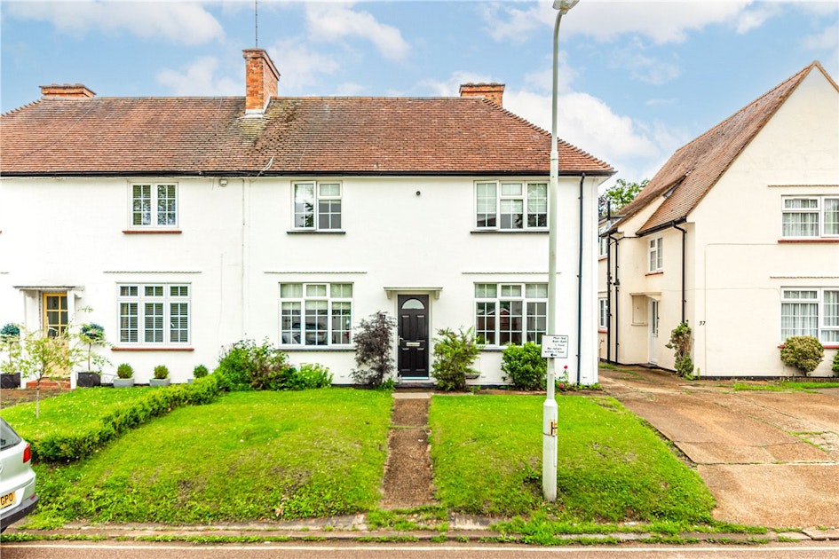 Handside Lane, Welwyn Garden City, Hertfordshire, AL8 6SH Ashtons