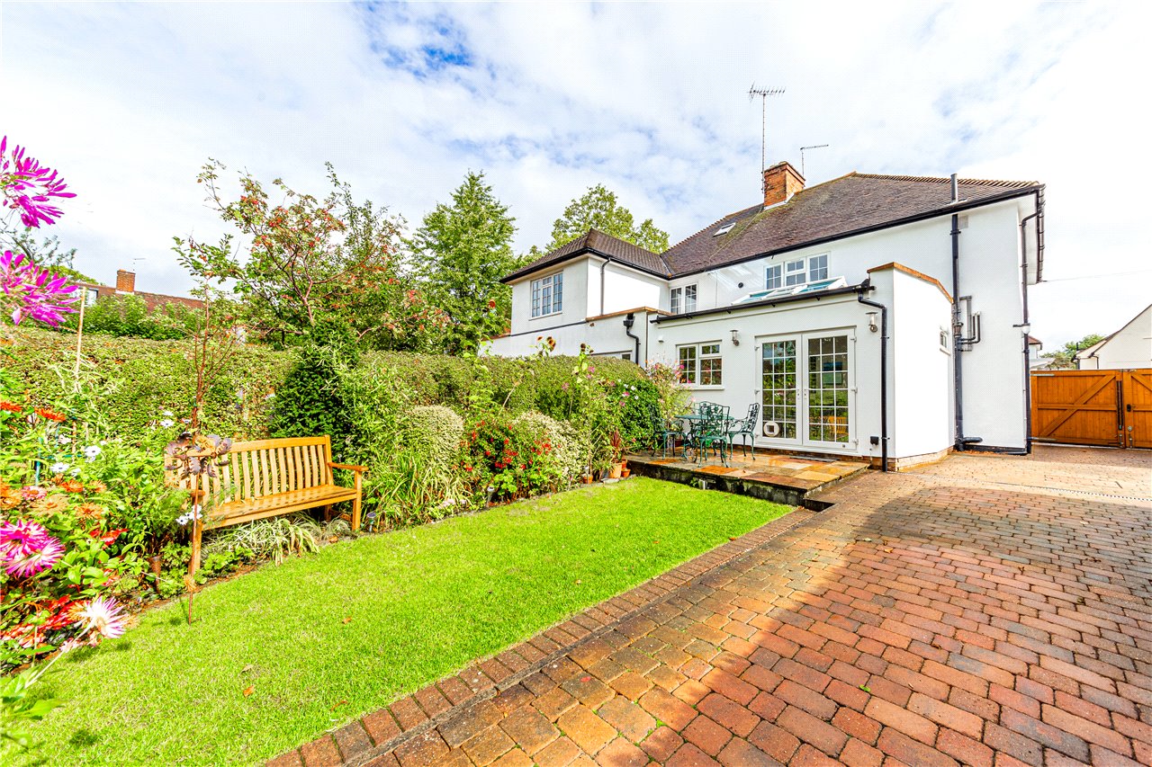 Handside Lane, Welwyn Garden City, Hertfordshire, AL8 6SJ Ashtons