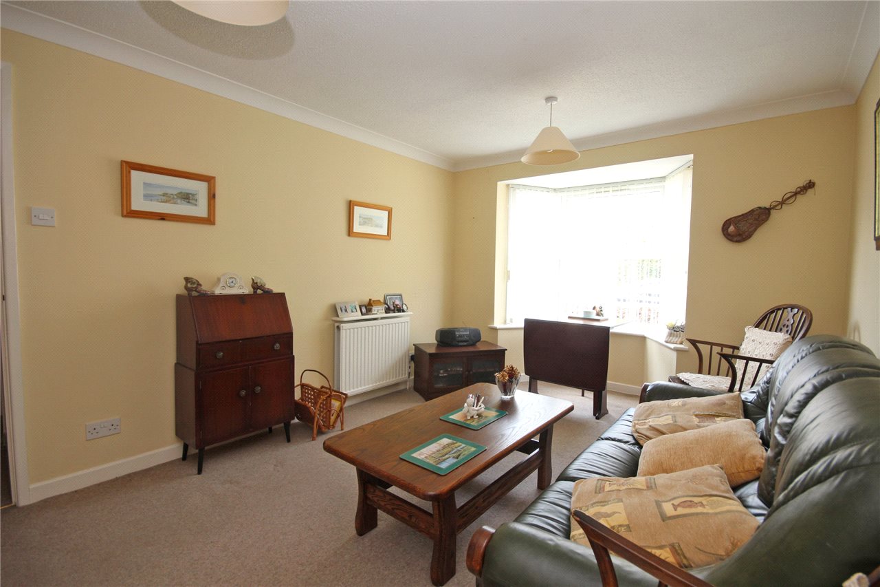 Parkway Gardens, Welwyn Garden City, Hertfordshire, AL8 6JW Ashtons