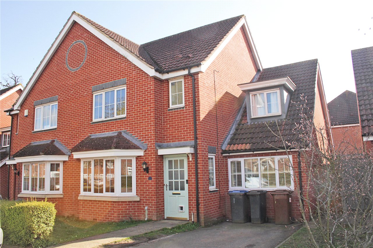 Oaken Grove, Welwyn Garden City, Hertfordshire, AL7 4FD Ashtons