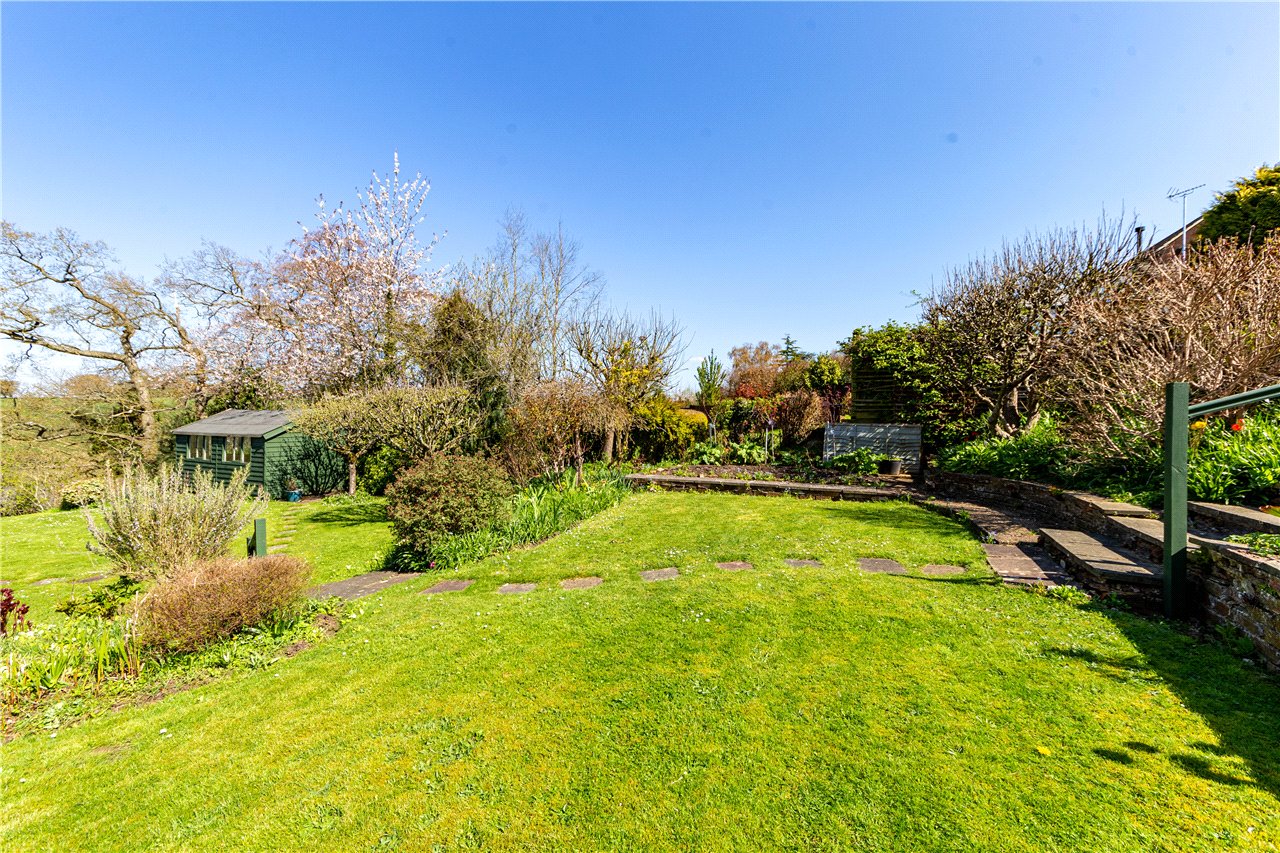 Warren Way, Digswell, Welwyn, Hertfordshire, AL6 0DL Ashtons