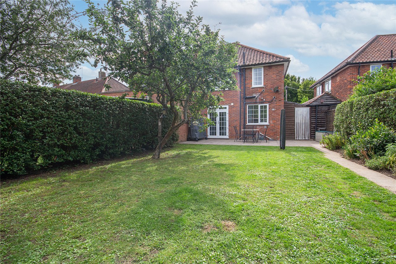 Springfields, Welwyn Garden City, Hertfordshire, AL8 6XS Ashtons