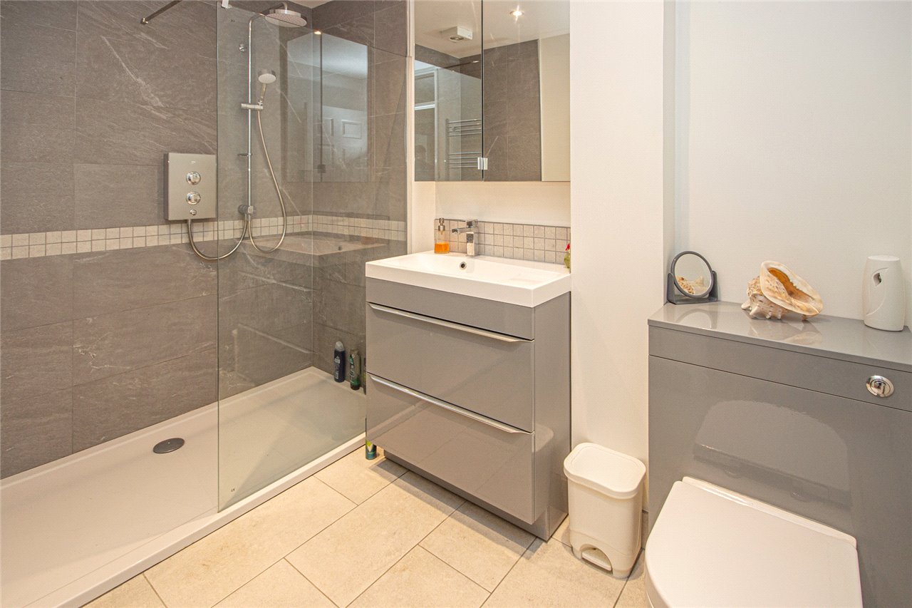 Perrywood, Walden Road, Welwyn Garden City, Hertfordshire, AL8 7PZ